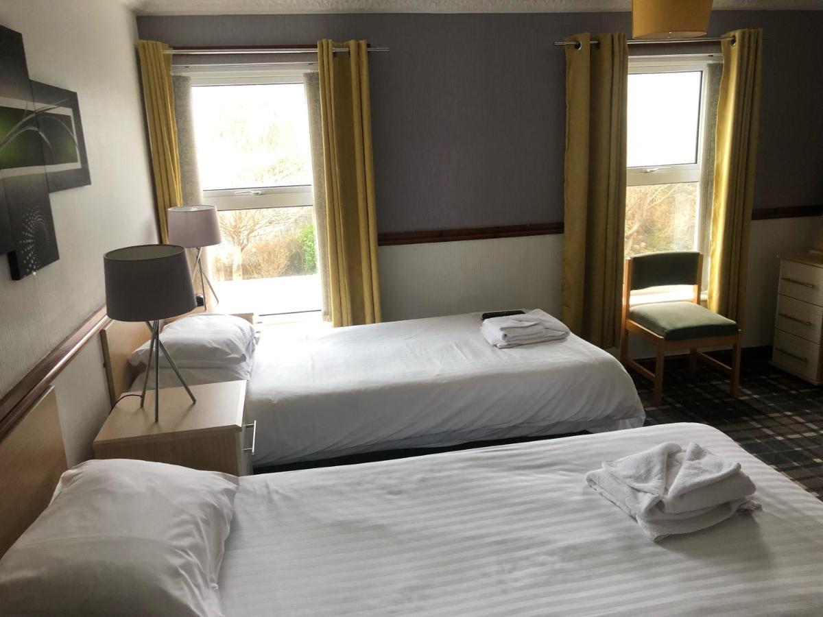 Boathouse Hotel Holyhead Ngoại thất bức ảnh
