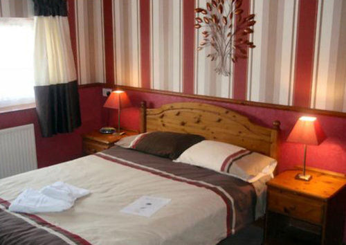 Boathouse Hotel Holyhead Ngoại thất bức ảnh